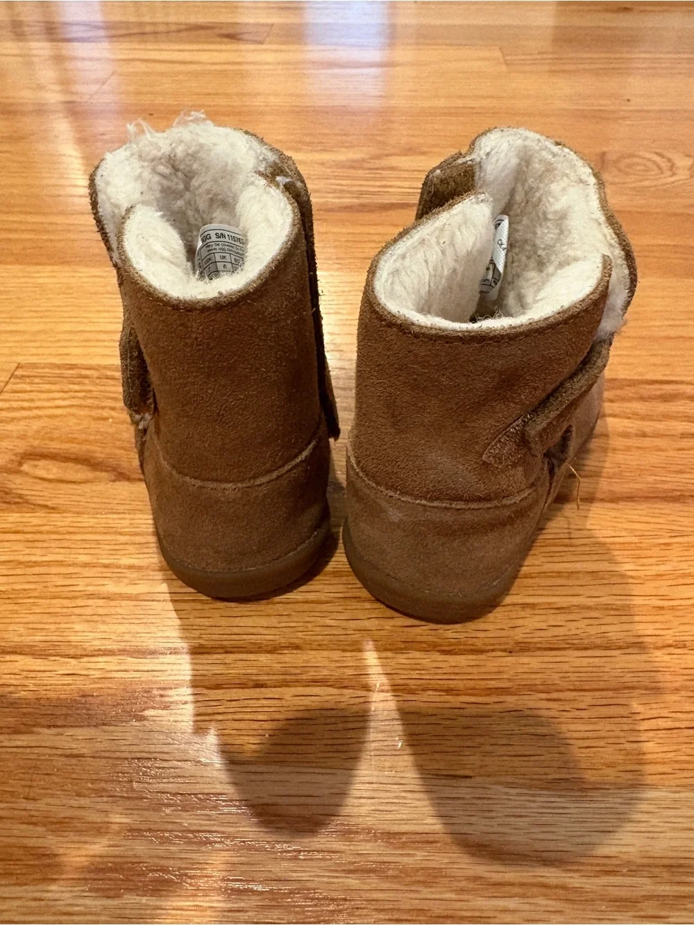 UGG Kids Chestnut Suede Cozy Boots